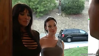 648 tsseduction porn videos